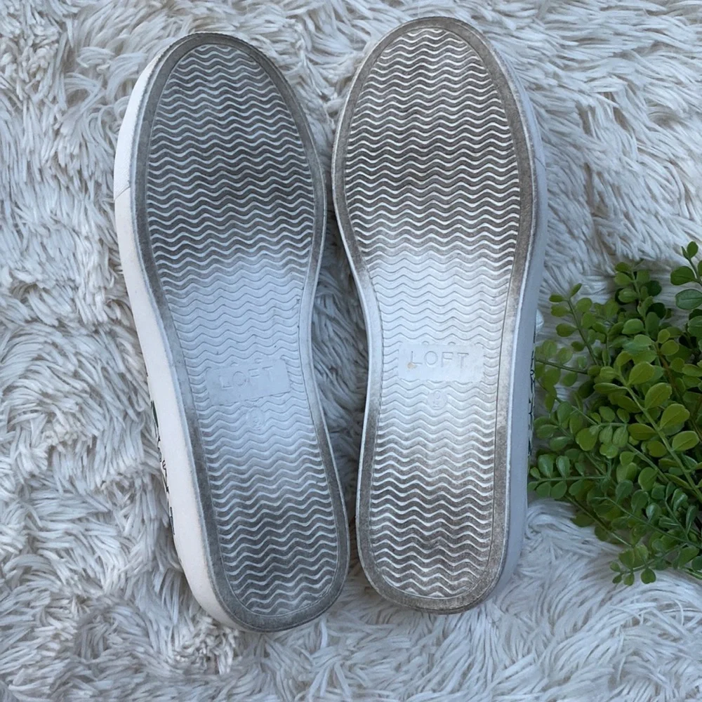 🎉2X HP🎉 Loft Floral Print Lace Up Sneakers 💗 White & Green - Picture 9 of 15